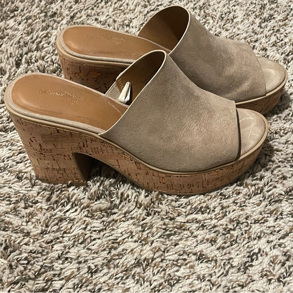 Universal Thread Beige Mules - Picture 4 of 6